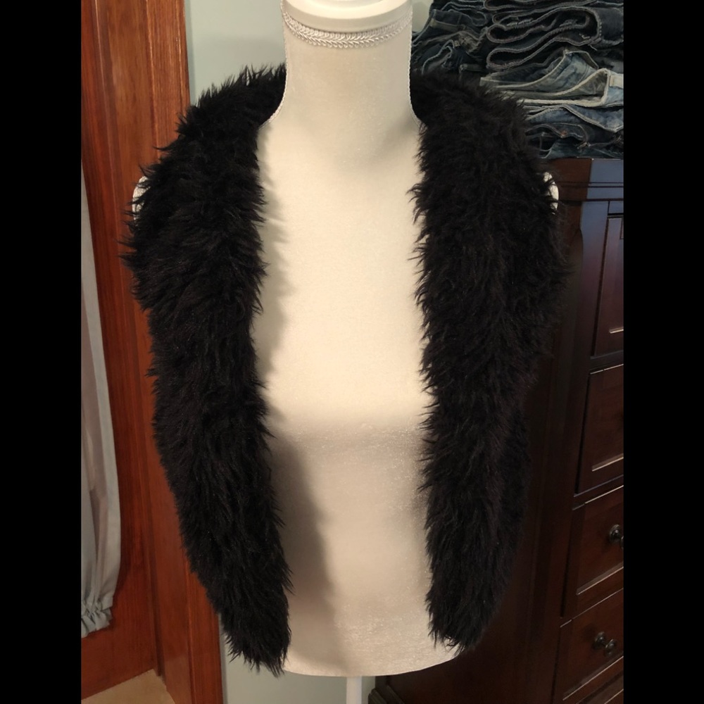 Girls Faux Fur Vest Size 10/12